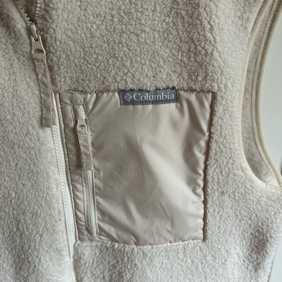 BNWOT Columbia Off White Vest - Picture 4 of 5
